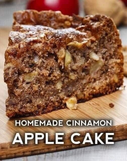 Cinnamon Apple Cake