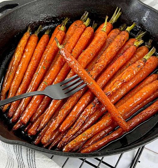 Buttery Brown Sugar Honey Roasted Carrot