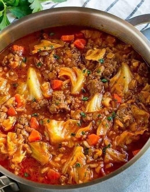 CABBAGE ROLL SOUP