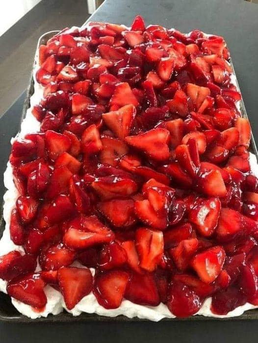 Strawberry Cream Cheese Icebox Cake