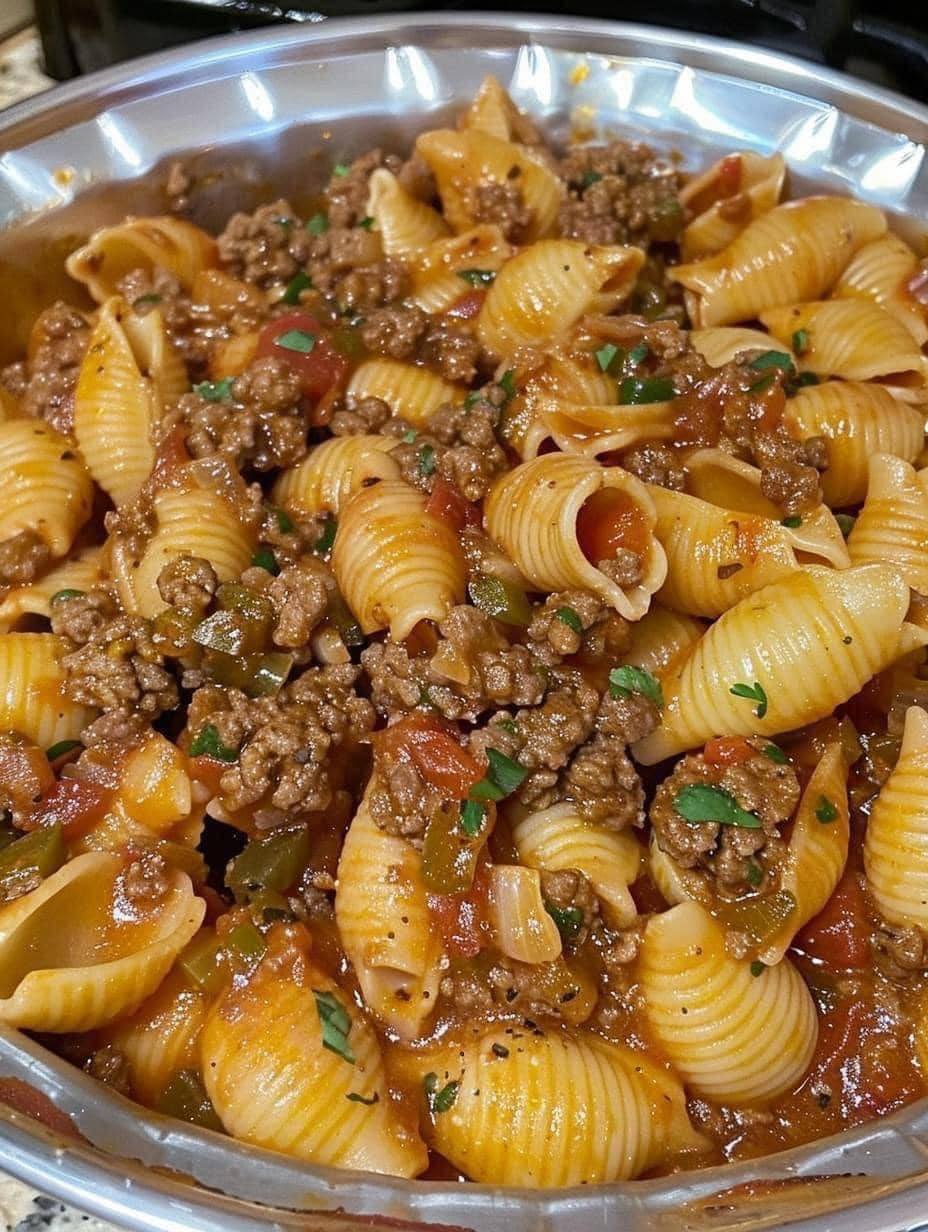 PASTA SHELLS WITH GROUND BEEF