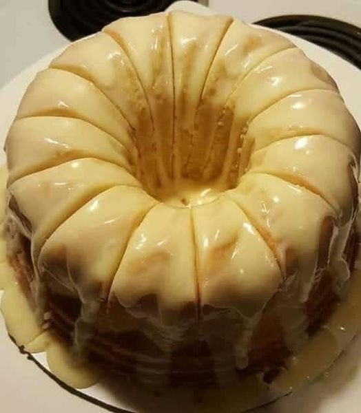 Glazed Lemon Bundt Cake