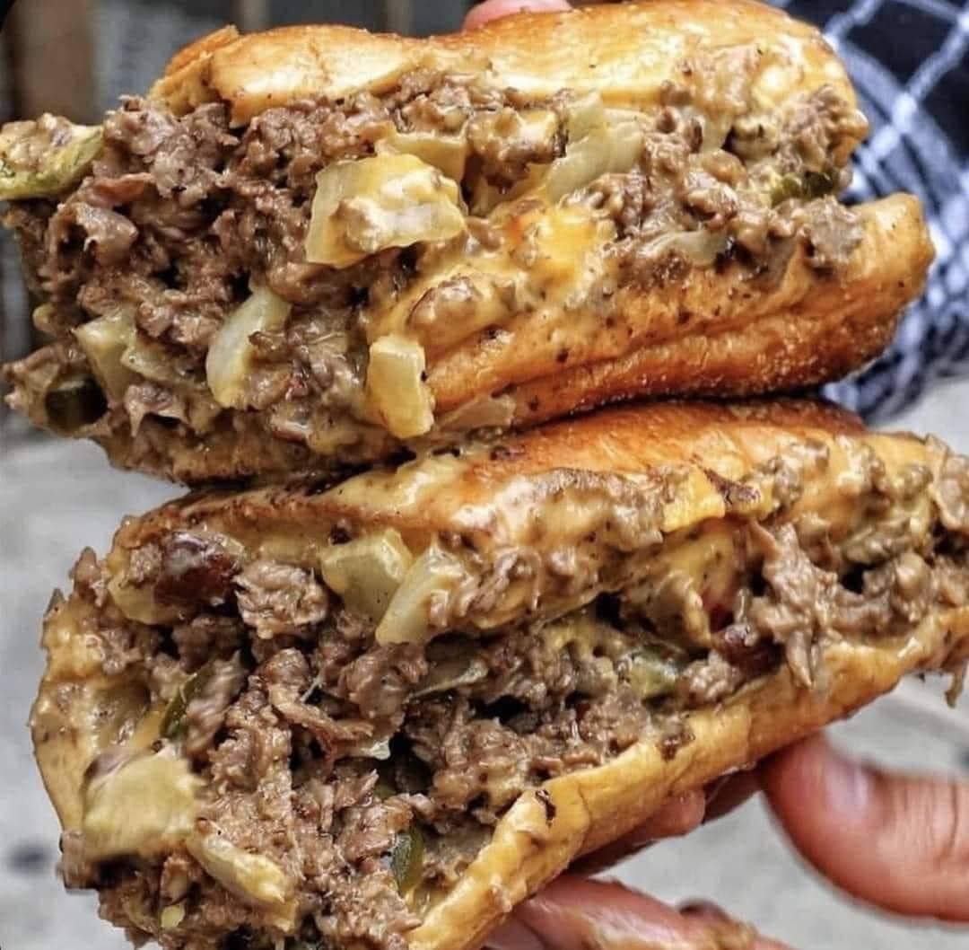 Slow Cooker Philly Cheese Steak Sandwiches