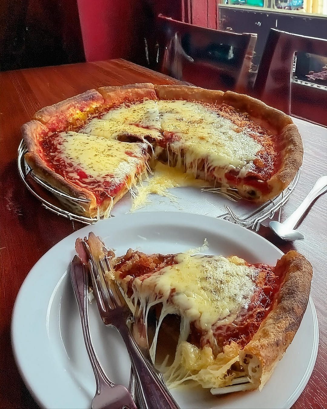 HOMEMADE CHICAGO STYLE DEEP DISH PIZZA