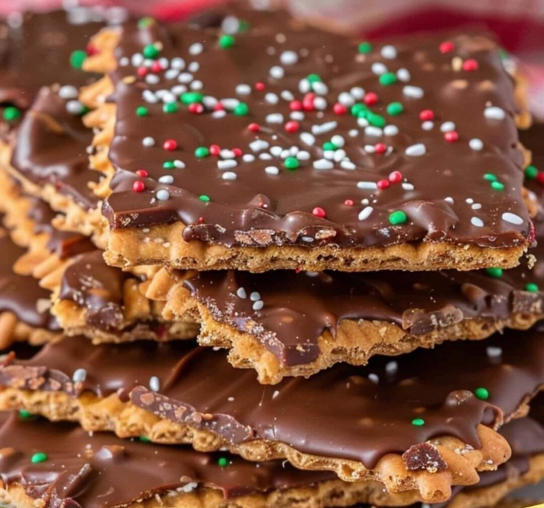 Christmas Crack | Saltine Cracker Toffee