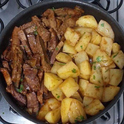 Garlic Butter Steak and Potato Skillet