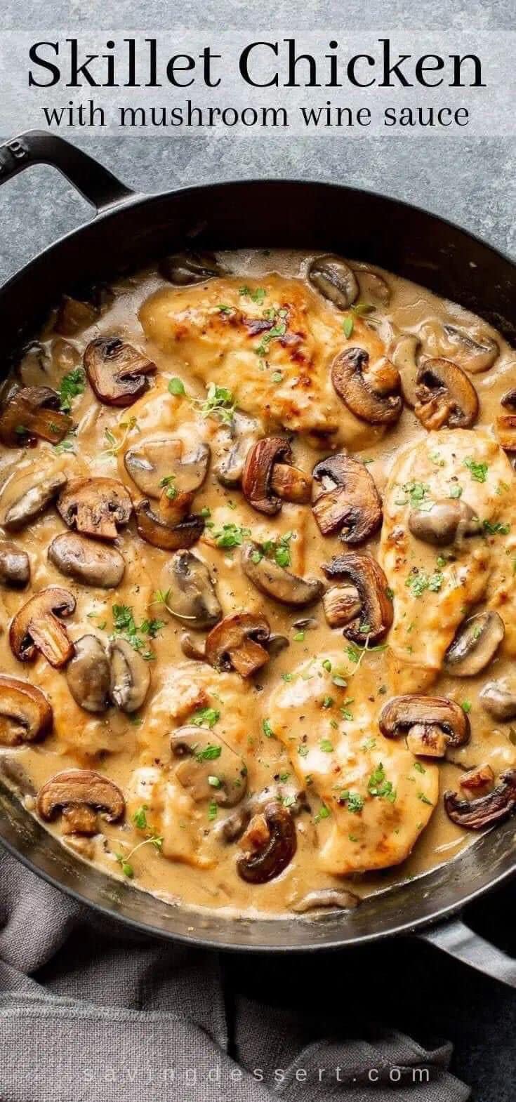 Skillet Chicken and Mushroom Wine Sauce