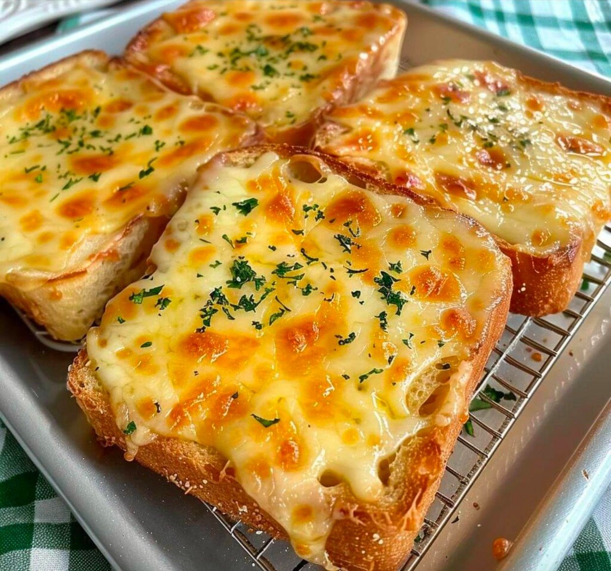 Cheesy Texas Toast