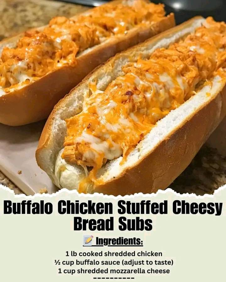  Buffalo Chicken Stuffed Cheesy Bread Subs – your new game-day favorite! 