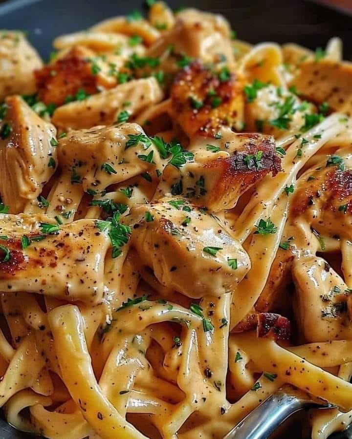 Creamy Cajun Chicken Pasta – Bold, Creamy, and Delicious!