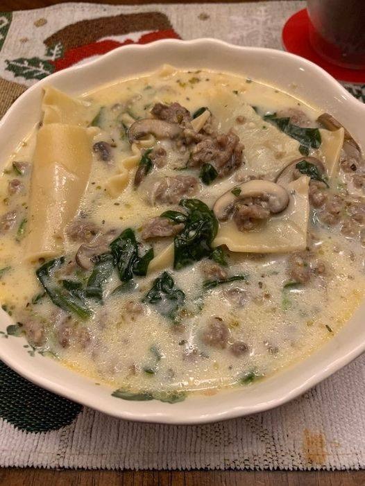 Creamy Alfredo Lasagna Soup