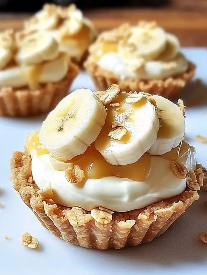 No-Bake Mini Banana Cream Pies 