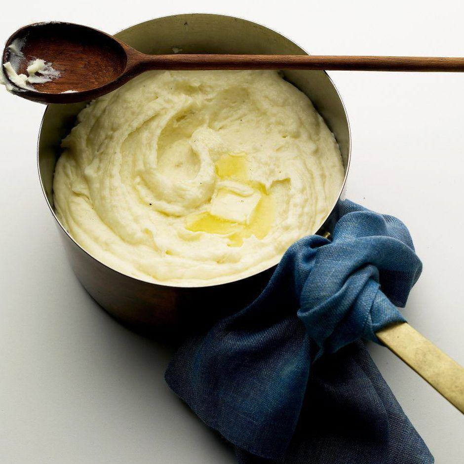 3 Ways to Reheat Mashed Potatoes So They’re Always Creamy and Delicious