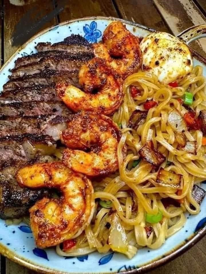 Steak & shrimp noodles