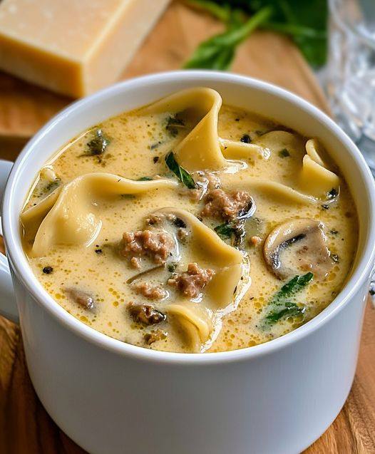 Creamy Alfredo Lasagna Soup: A Comforting Twist on a Classic