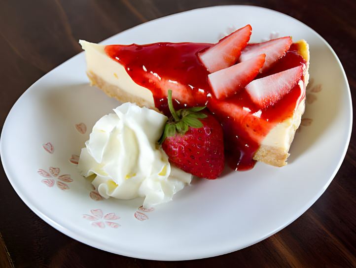 Strawberry Biscoff Cheesecake Tart