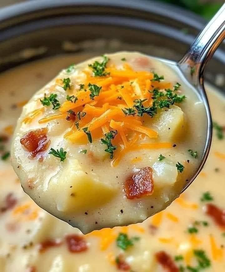 Crock Pot Crack Potato Soup