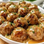 Swedish Meatballs with Creamy Gravy