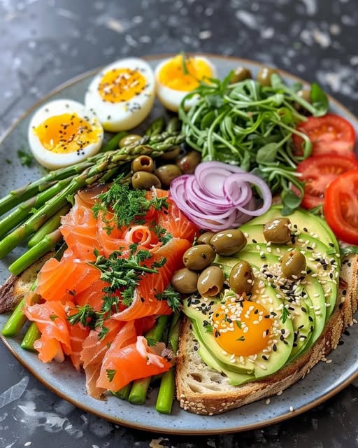  AVOCADO TOAST WITH ASPARAGUS, SMOKED SALMON, AND EGGS