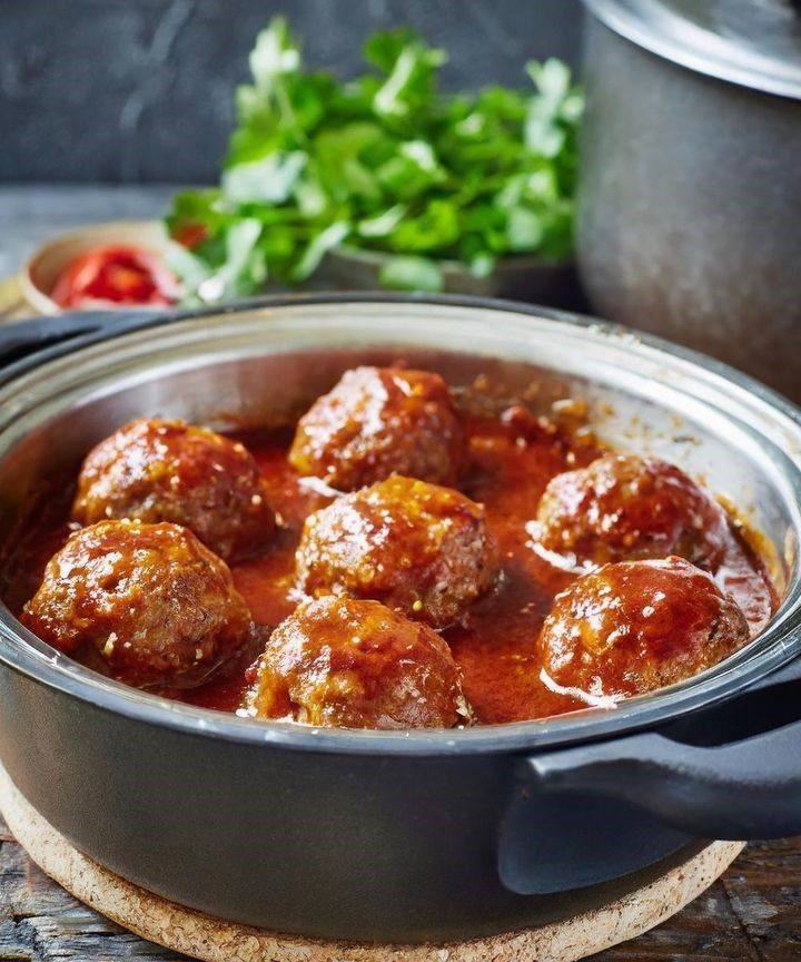 After seeing this, I’m never making meatballs any other way again!