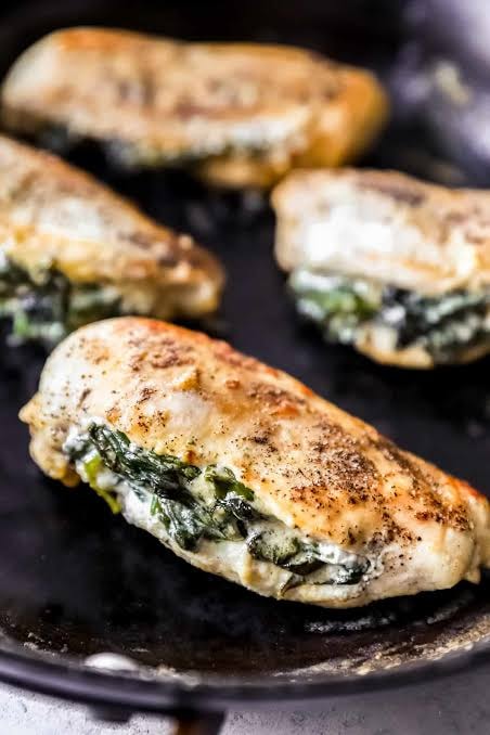 spinach stuffed chicken