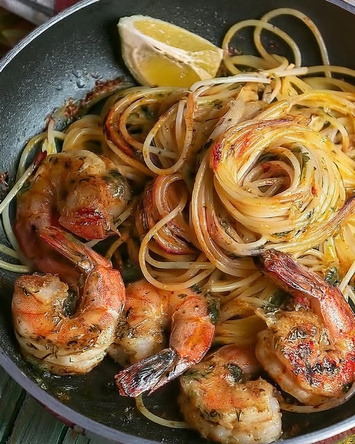 Garlic Shrimp Pasta