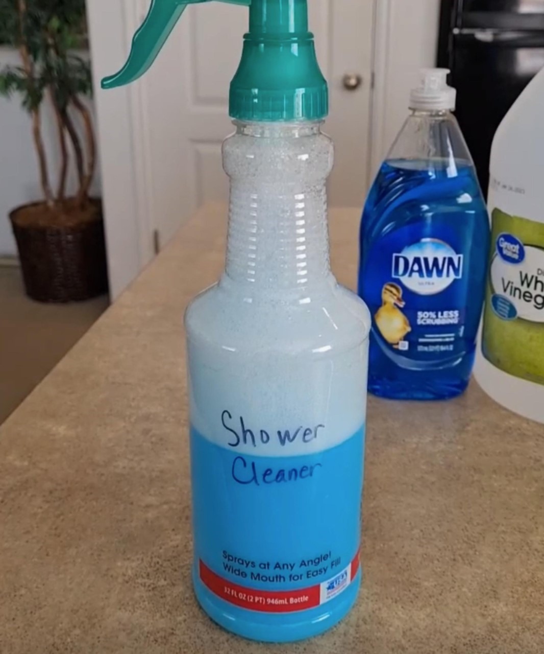 2-Ingredient DIY Shower Cleaner: Natural, Effective, and Budget-Friendly!