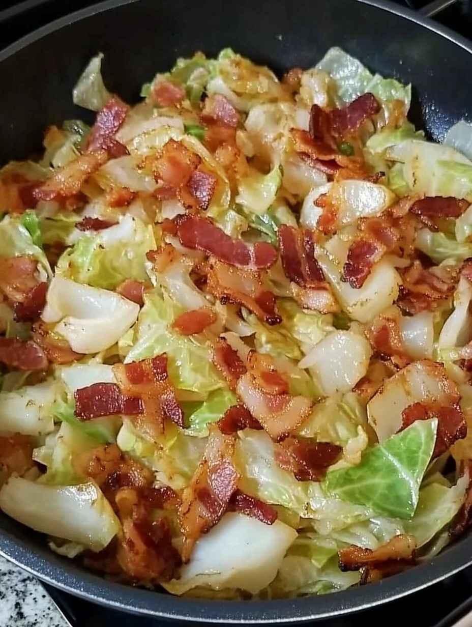  FRIED CABBAGE (WITH BACON, ONION, AND GARLIC)